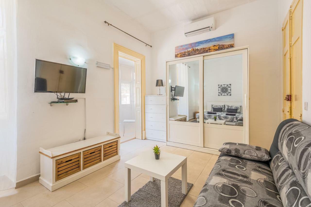 Hôtel Traditional Maltese Townhouse à Sliema Extérieur photo